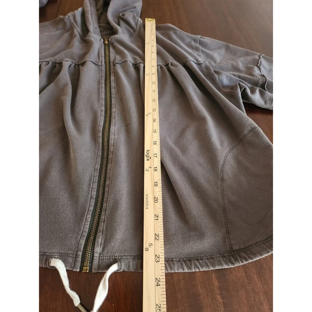 Young Fabulous‎ & Broke YFB Hoodie Size Medium Gray Full Zip Sweatshirt Comfy